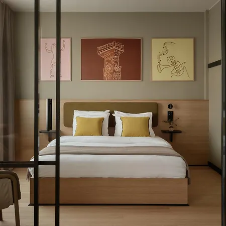 Aparthotel Bob W Kaarti 4*