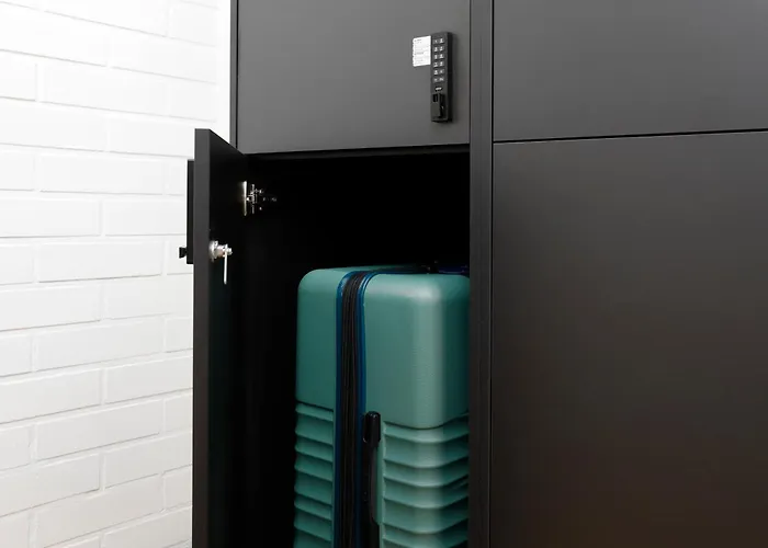 Bob W Kaarti Helsinki