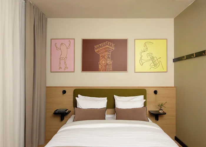 Bob W Kaarti 4* Helsinki