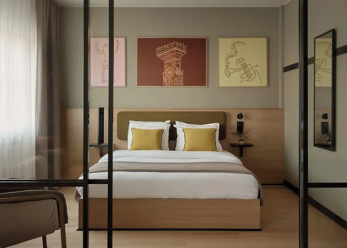 Bob W Kaarti 4* Helsinki