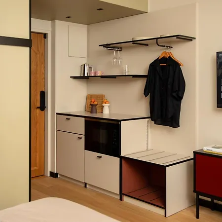 Bob W Kaarti Aparthotel Helsinky